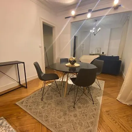 L'authentique Superbe A La Apartment